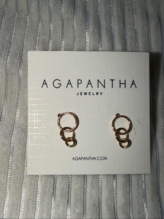 Jewelry - Agapantha jewelry gold fill studs